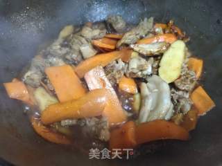 胡萝卜芹菜炒鸡肉的做法步骤：6