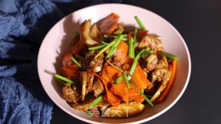 胡萝卜芹菜炒鸡肉的做法步骤：8